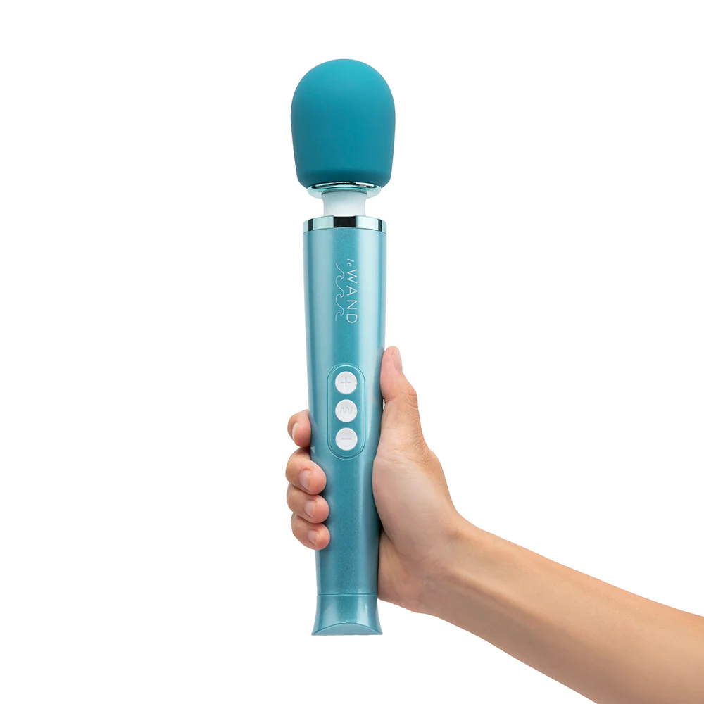 DIVE — Submersible Wand Massager